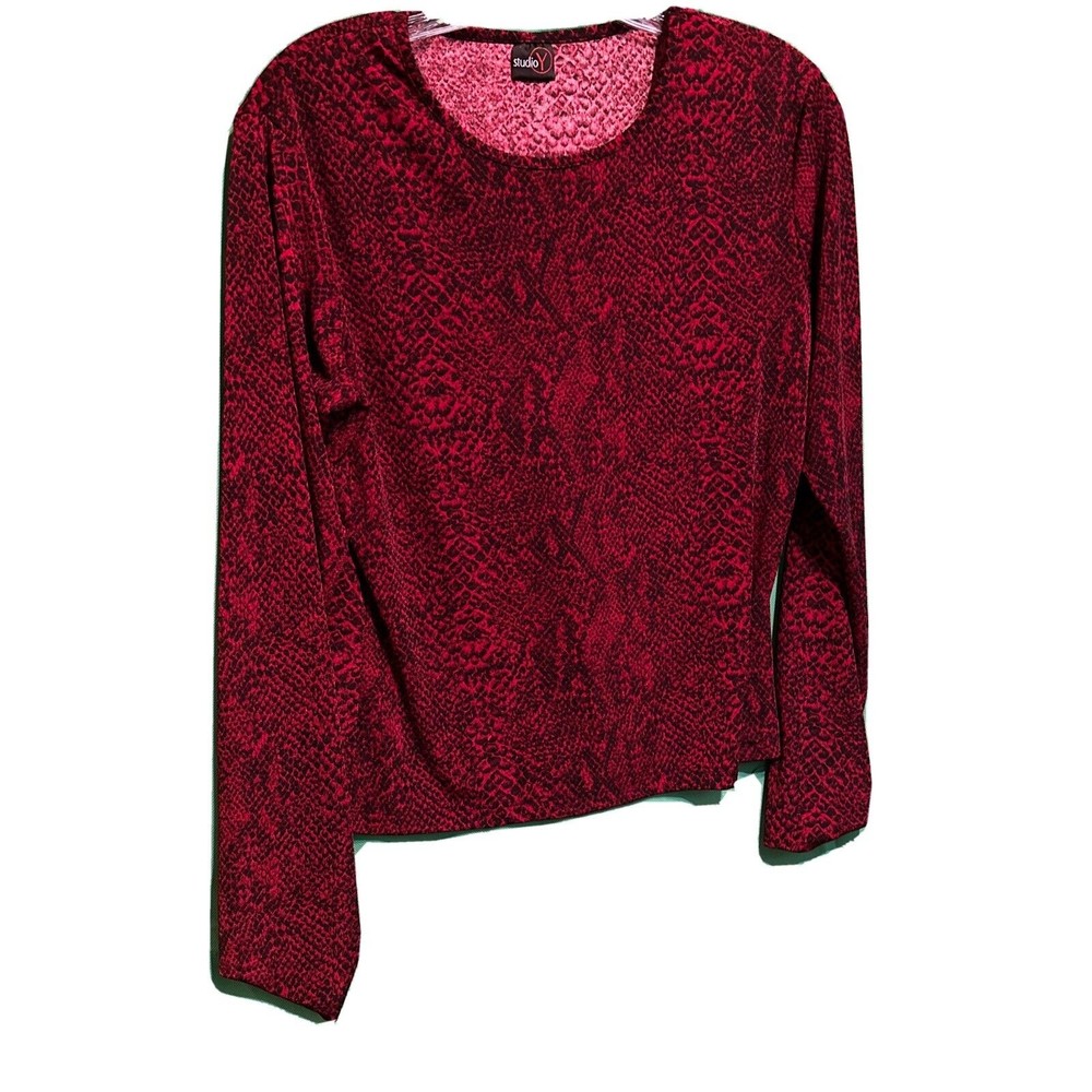 Women’s Studio Y Shirt L